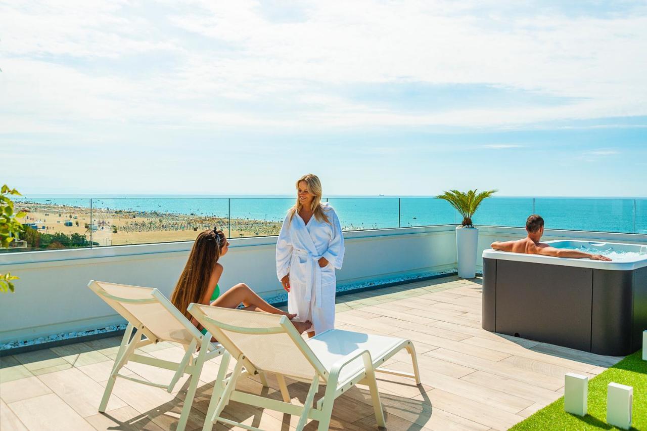 Hotel Montecarlo Bibione Bagian luar foto