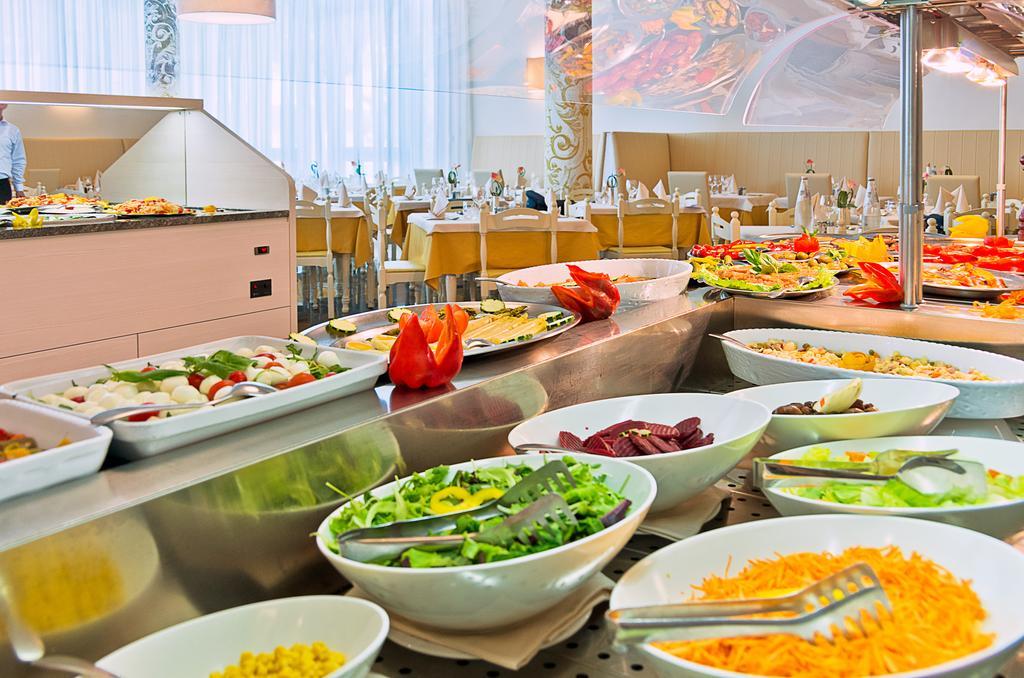 Hotel Montecarlo Bibione Bagian luar foto