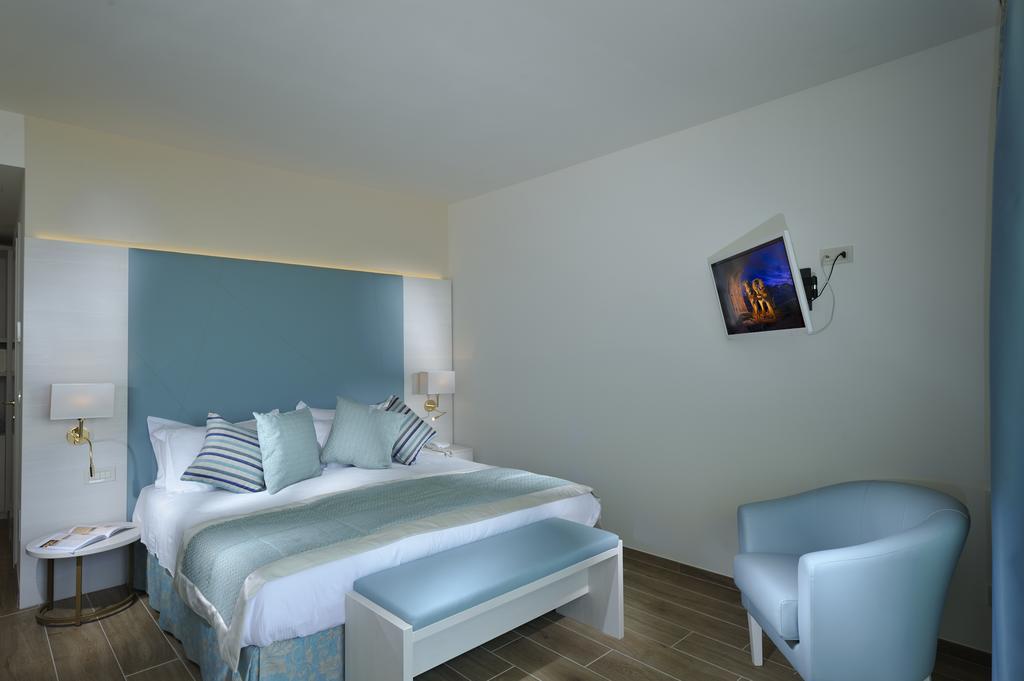 Hotel Montecarlo Bibione Ruang foto