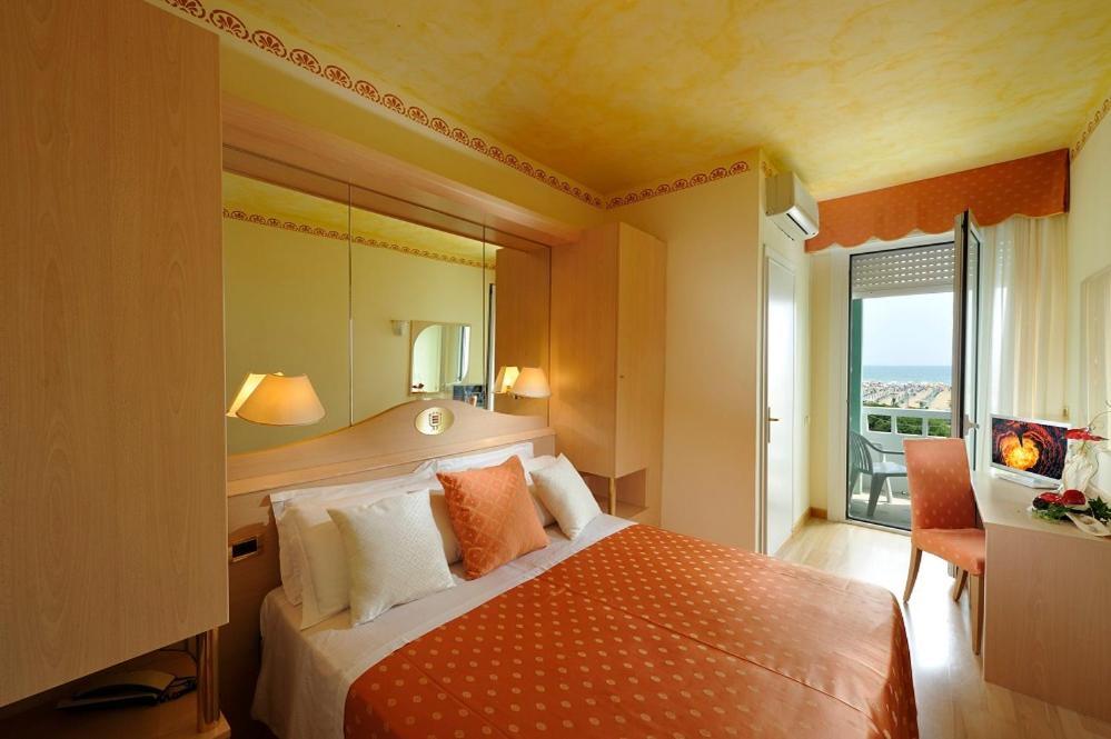 Hotel Montecarlo Bibione Bagian luar foto